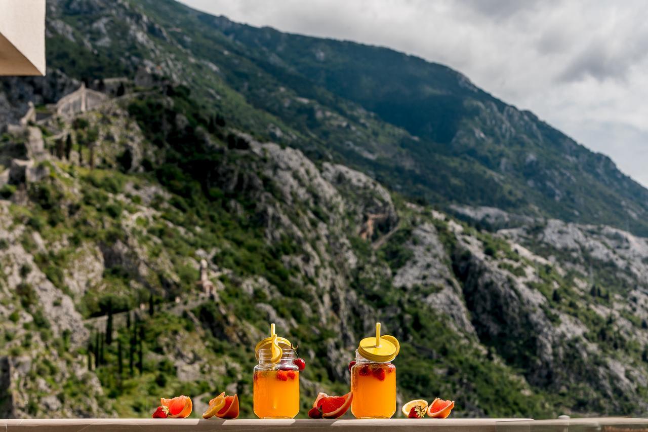 Apartments Magic Sea View Kotor Eksteriør bilde
